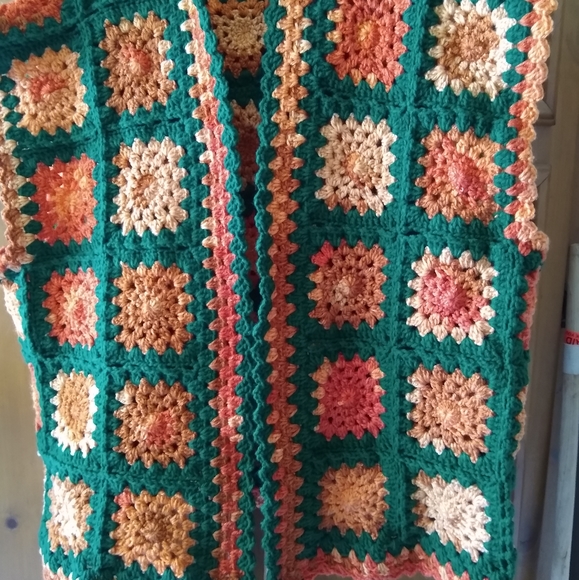 Fall 🍁Granny square vintage style vest - Picture 8 of 8